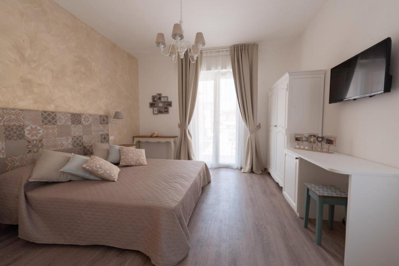 Dimora Dei Sogni Bed & Breakfast Civitanova Marche Bagian luar foto