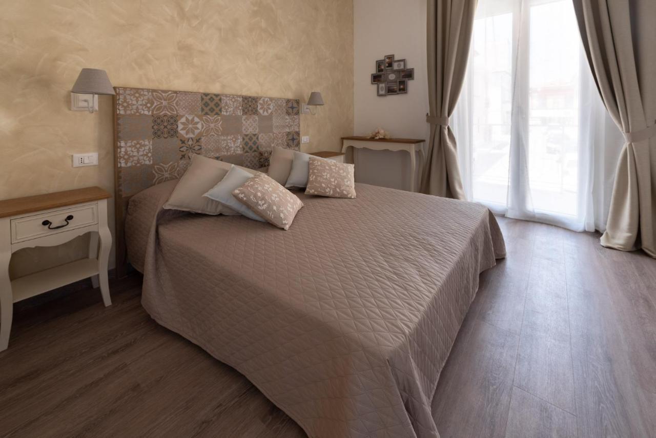 Dimora Dei Sogni Bed & Breakfast Civitanova Marche Bagian luar foto