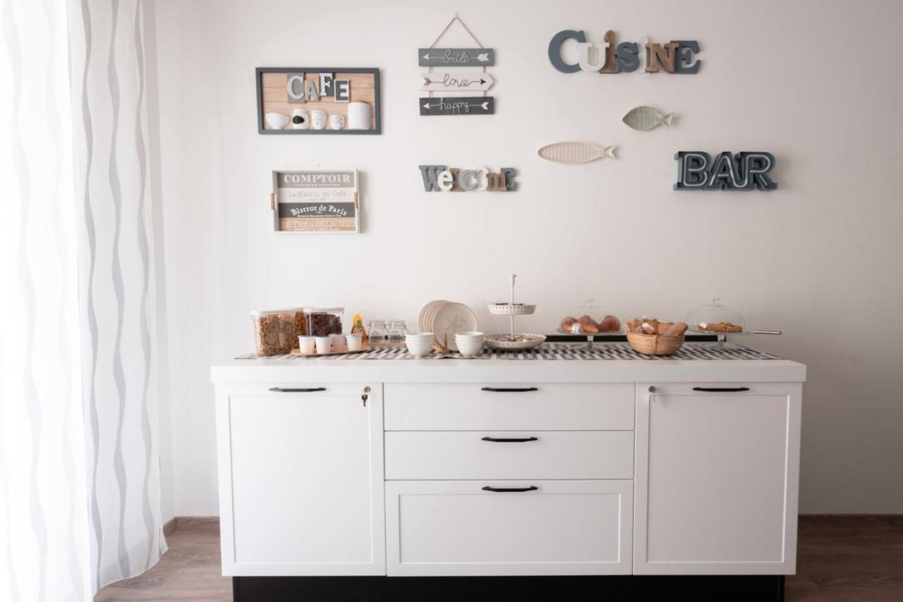 Dimora Dei Sogni Bed & Breakfast Civitanova Marche Bagian luar foto